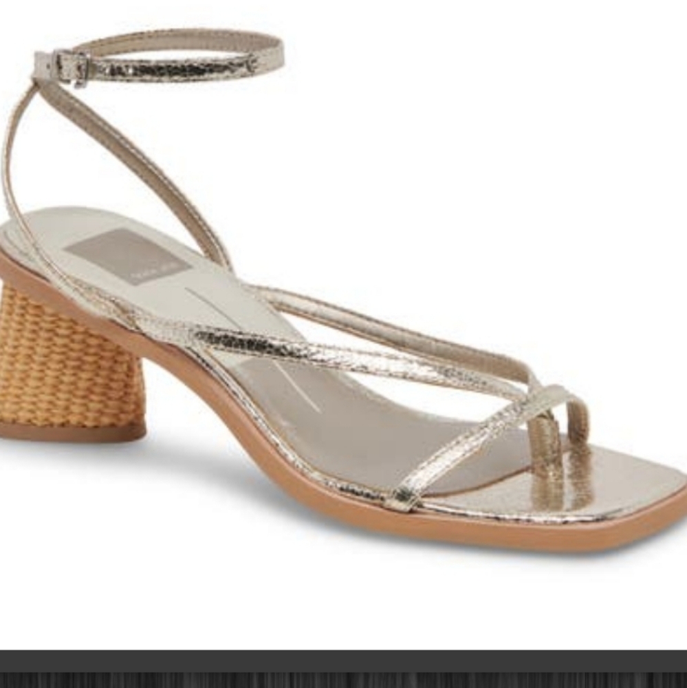 New Woman's Dolce Vita Benita heels. Size 6m.